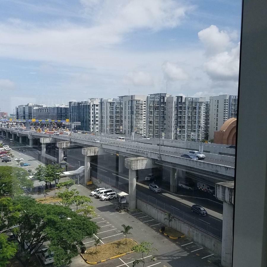 101 Newport Blvd Condotel 마닐라 외부 사진